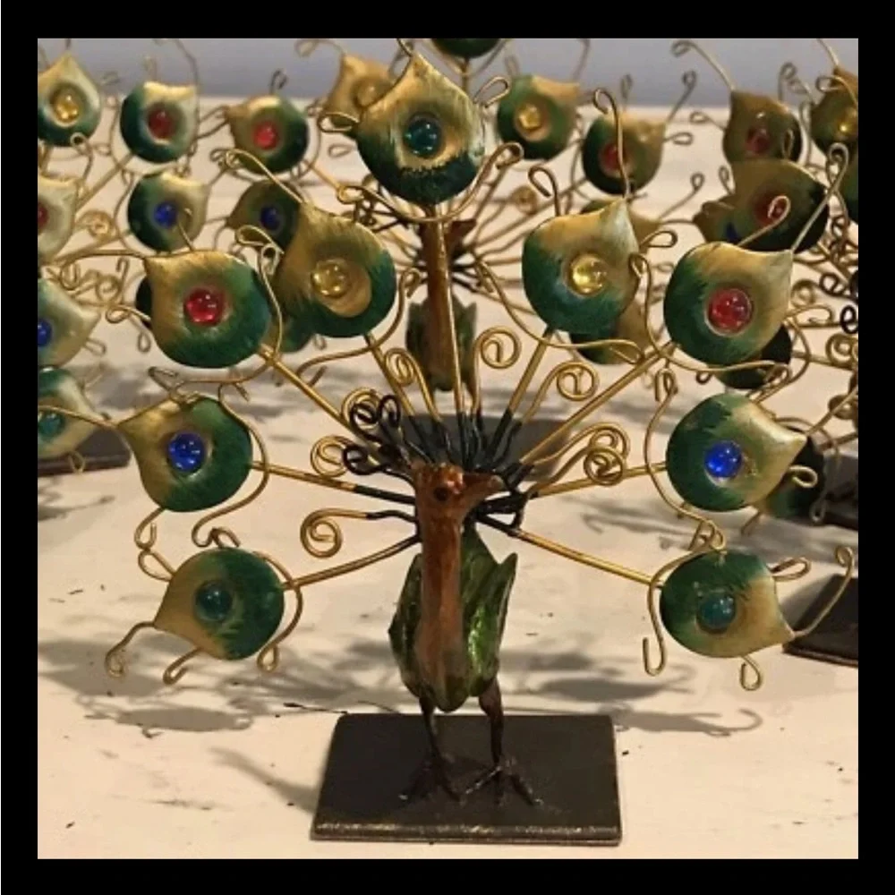 Vintage Pier 1 Imports Decorative Brass Wire Peacock Place Card Holder Figurines
